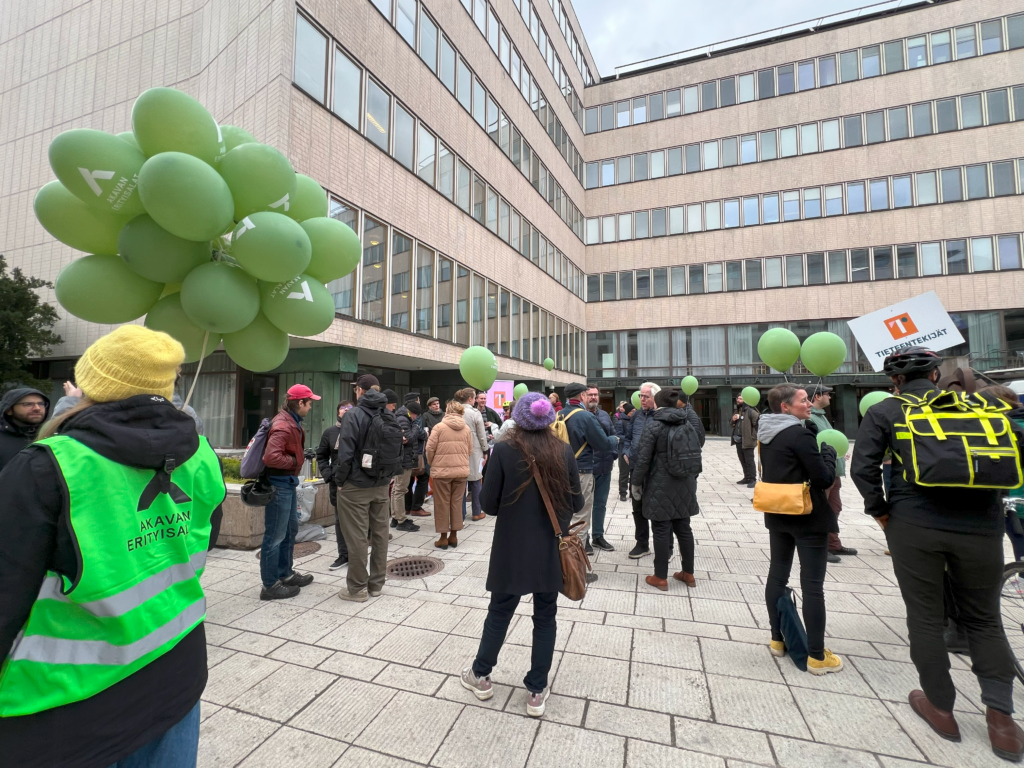 Helsingin Tampereen lakon tukitapahtuma.
